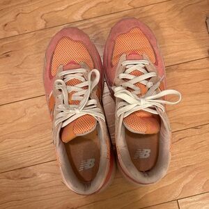 New Balance 57/40 'valentine's Day' Sneakers - Pink and Orange